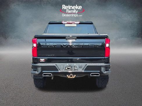 Used 2021 Chevrolet Silverado 1500 LT Trail Boss w/ Convenience Package II AWD/4WD image 6