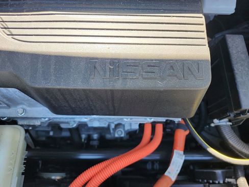 Used 2022 Nissan Leaf SV w/ SV Technology Package image 29