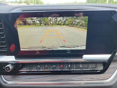 New 2026 GMC Sierra 1500 SLT w/ SLT Premium Package image 15