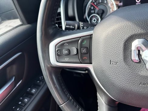 Used 2023 RAM 1500 Big Horn AWD/4WD image 32
