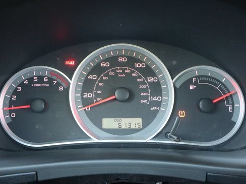 Used 2010 Subaru Impreza 2.5i Premium AWD/4WD image 34
