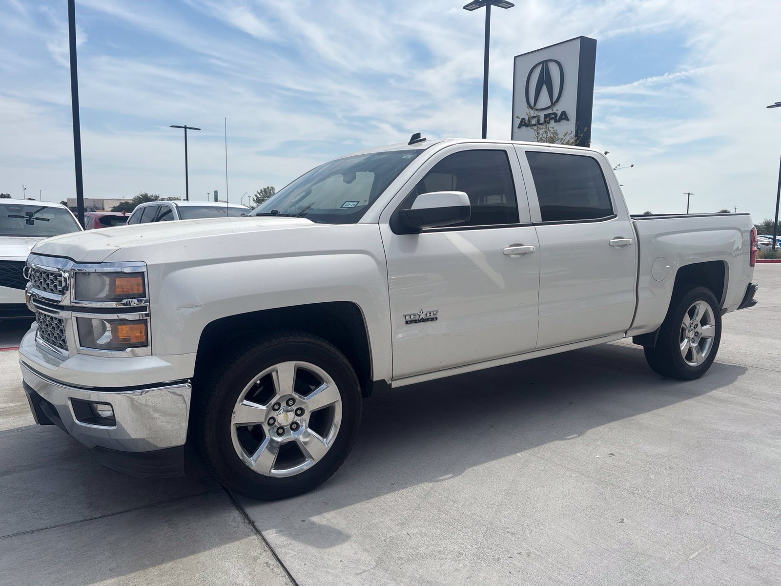 Used 2014 Chevrolet Silverado 1500 LT w/ Texas Edition, 1LT Trim RWD image 3