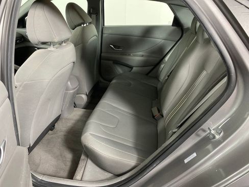 Used 2022 Hyundai Elantra SEL w/ Cargo Package image 25