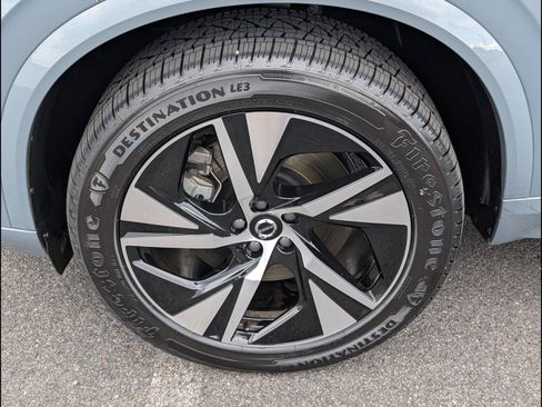Used 2021 Volvo XC90 T8 R-Design AWD/4WD image 23