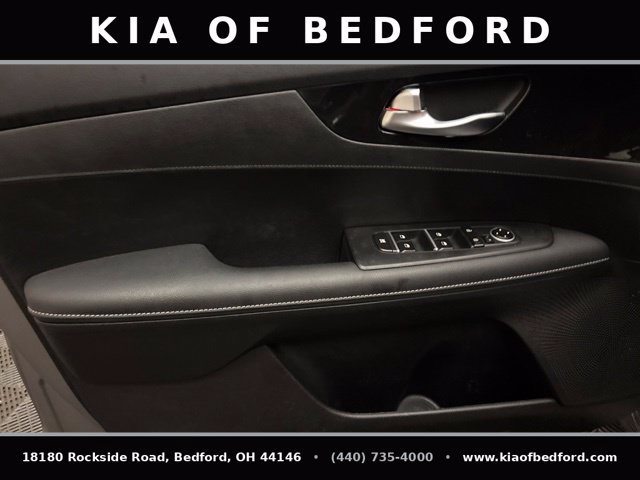 Certified 2024 Kia Forte GT-Line FWD image 12