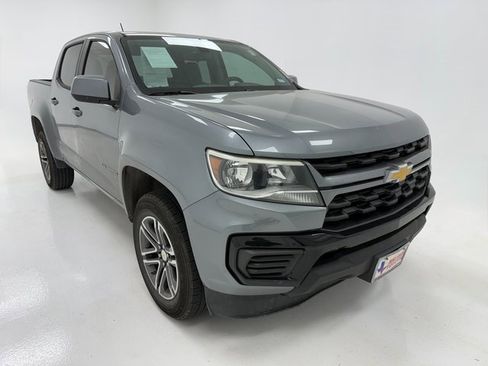 Used 2021 Chevrolet Colorado W/T w/ Custom Special Edition image 2