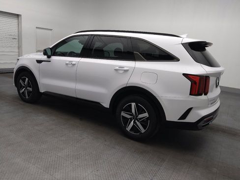 Used 2023 Kia Sorento S FWD image 3