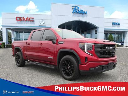 Used 2024 GMC Sierra 1500 Elevation w/ LPO, Elevation Black Package