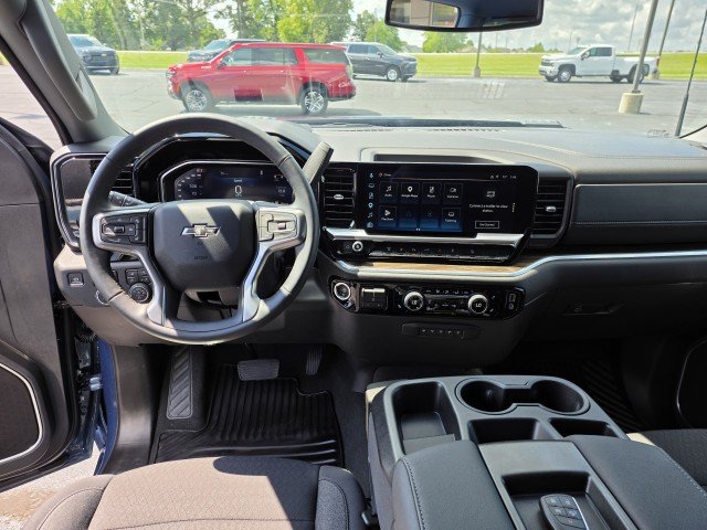 Used 2026 Chevrolet Silverado 2500 LT w/ Trail Boss Package AWD/4WD image 5