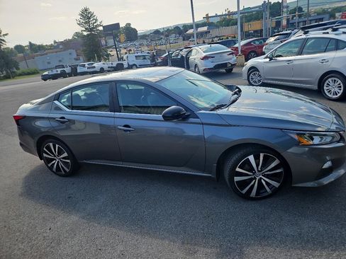 Used 2019 Nissan Altima 2.5 SR w/ SR Premium Package AWD/4WD image 40