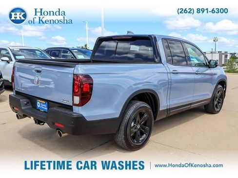 Used 2023 Honda Ridgeline Black Edition image 5
