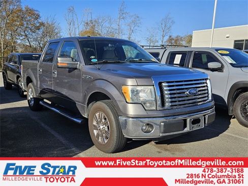 Used 2010 Ford F150 XLT image 1