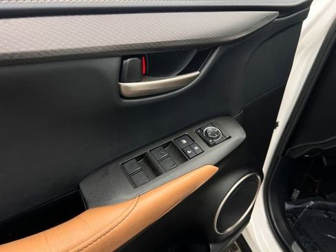 Used 2016 Lexus NX 200t FWD image 11