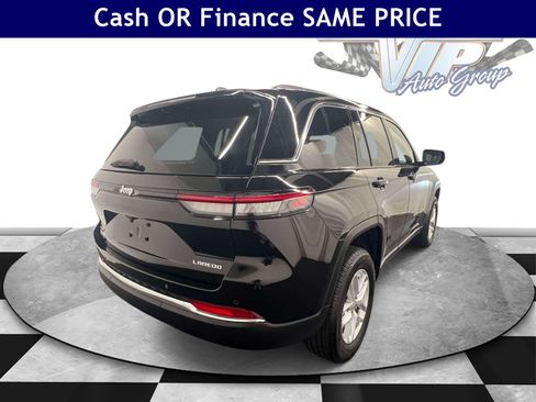 Used 2025 Jeep Grand Cherokee Laredo X w/ Luxury Tech Group I AWD/4WD image 8