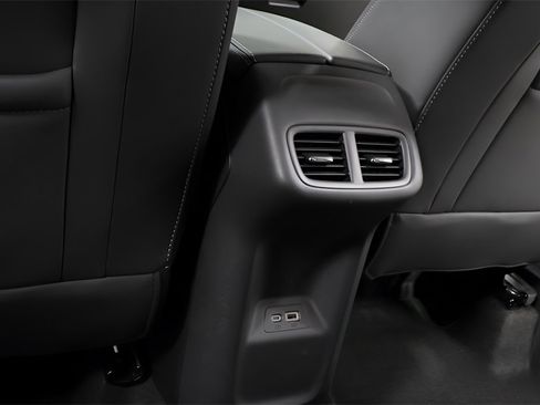 Used 2023 Buick Envision Preferred image 25