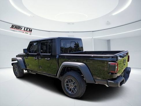 New 2026 Jeep Gladiator Sport AWD/4WD image 5