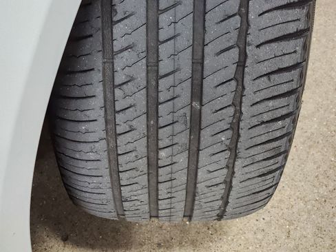 Used 2014 Mercedes-Benz E 350 4MATIC Luxury Wagon image 29