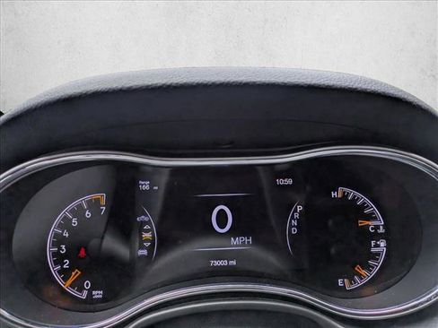 Used 2020 Jeep Grand Cherokee Altitude image 11