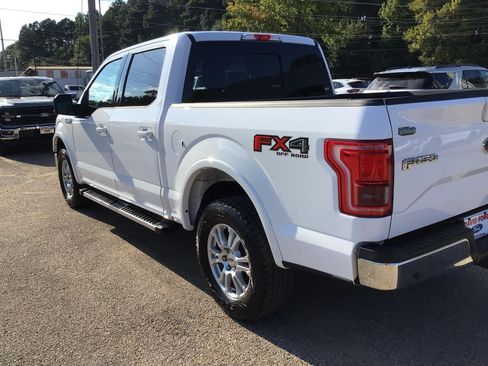 Used 2017 Ford F150 Lariat w/ Equipment Group 501A Mid AWD/4WD image 14