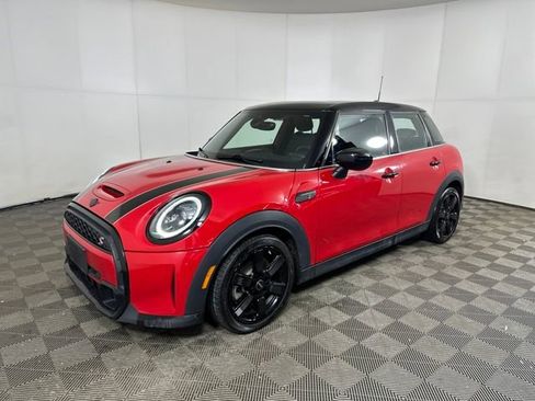 Used 2022 MINI Cooper S w/ Premium Package image 7