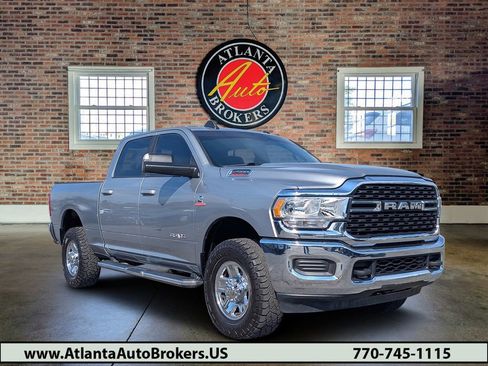 Used 2022 RAM 2500 Big Horn AWD/4WD image 1