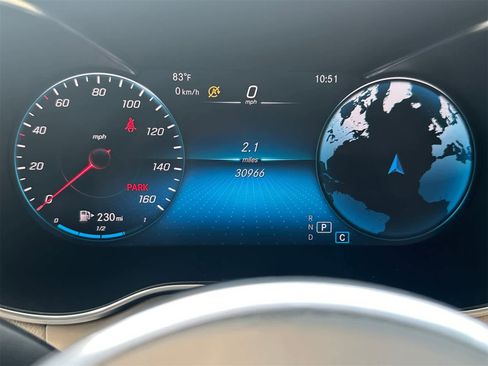 Used 2020 Mercedes-Benz GLC 300 4MATIC image 16