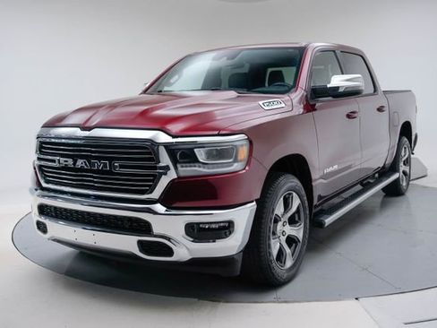 Used 2023 RAM 1500 Laramie AWD/4WD image 1