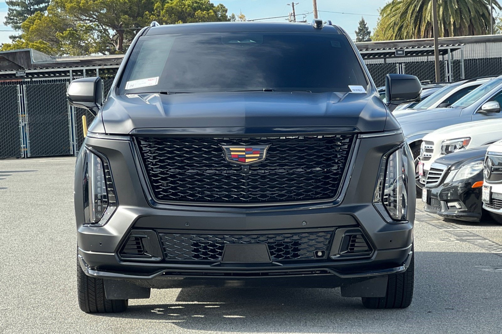 Used 2025 Cadillac Escalade V AWD/4WD image 5