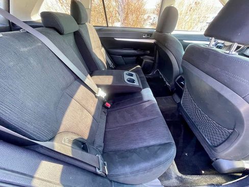 Used 2013 Subaru Outback 2.5i Premium AWD/4WD image 10