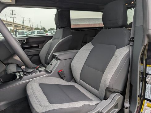 New 2025 Ford Bronco 2-Door image 23