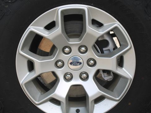 Used 2023 Ford F150 XLT AWD/4WD image 21