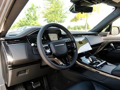 New 2026 Land Rover Range Rover Sport Dynamic SE