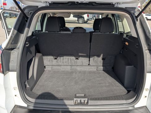 Used 2018 Ford Escape S image 3