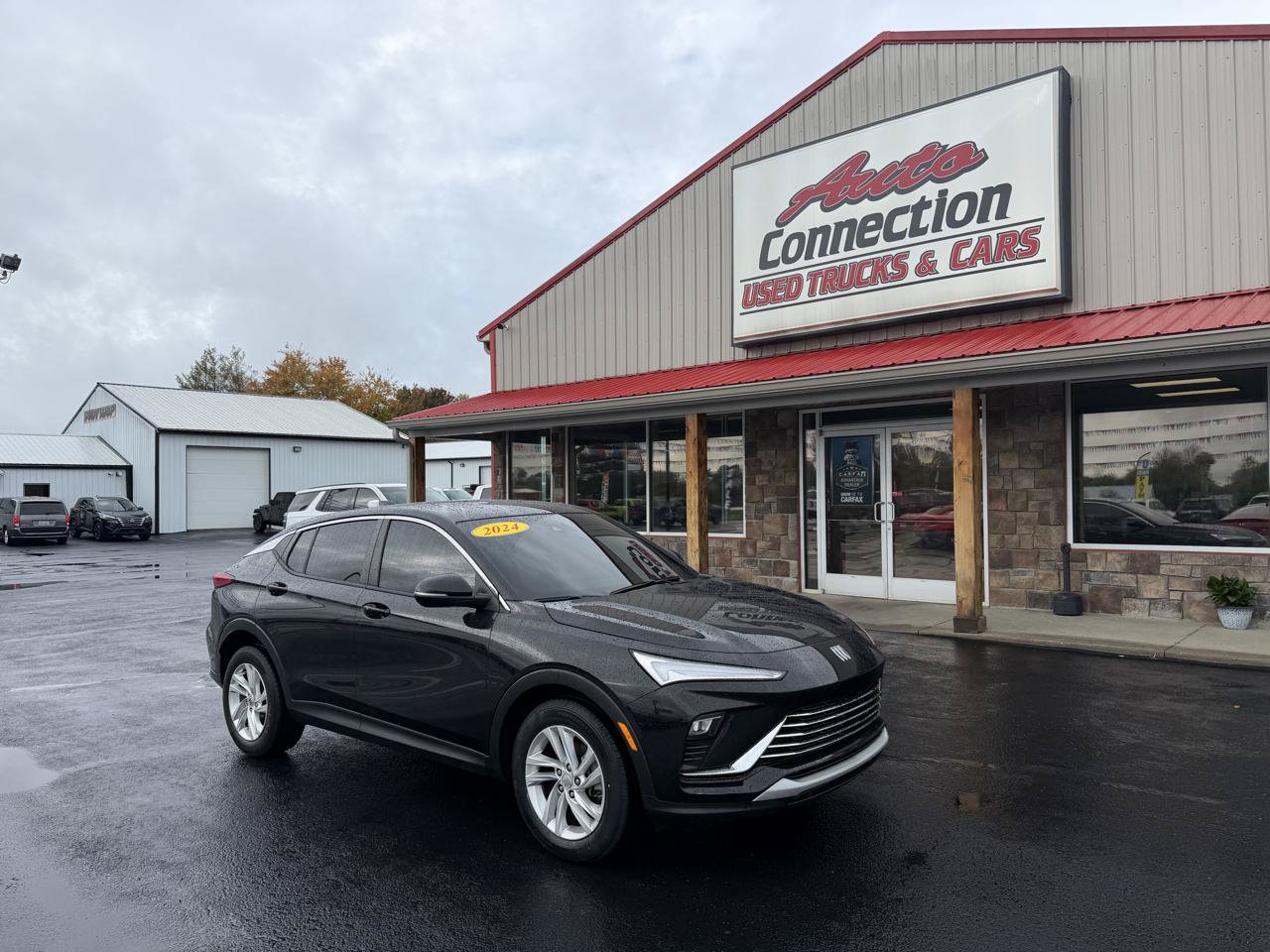 Used 2024 Buick Envista Preferred w/ Convenience I Package FWD image 2