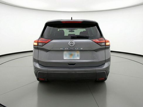 Used 2025 Nissan Rogue SV FWD image 7