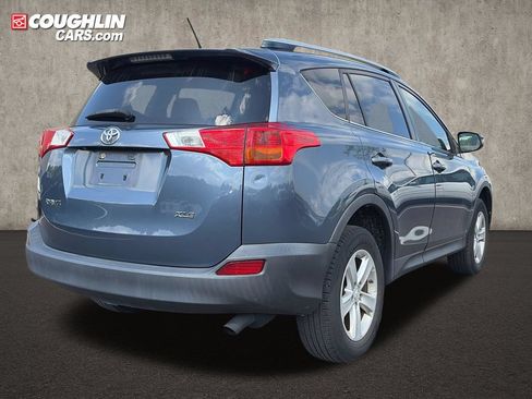 Used 2014 Toyota RAV4 XLE FWD image 8