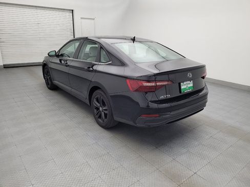 Used 2024 Volkswagen Jetta SE FWD image 5