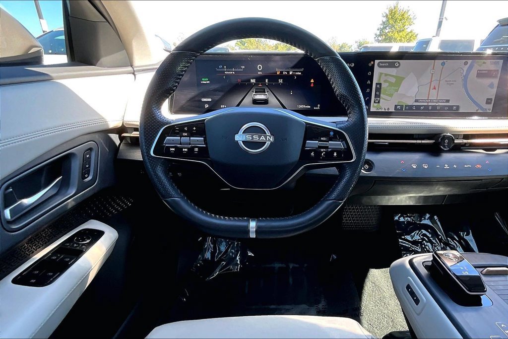 Used 2024 Nissan Ariya FWD image 10