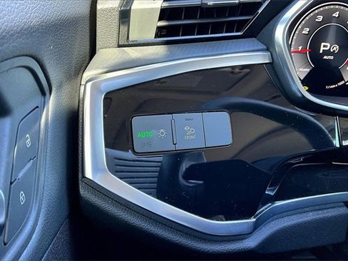 Certified 2025 Audi Q3 2.0T Premium Plus w/ Premium Plus Package image 26