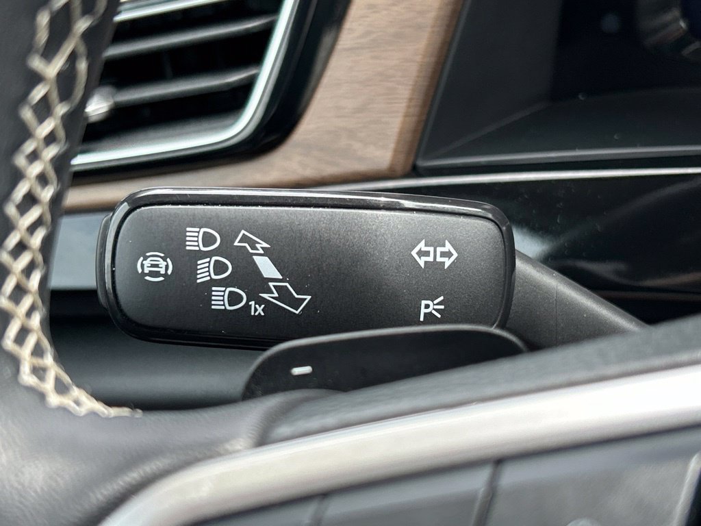 Used 2026 Volkswagen Atlas SE FWD image 30