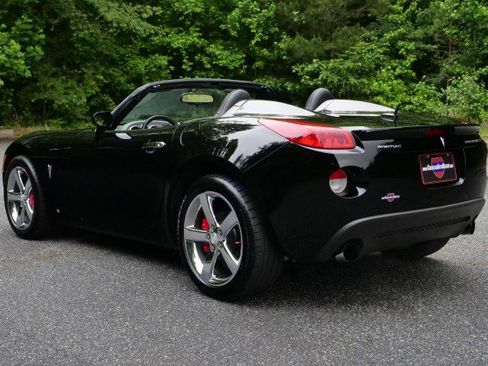 Used 2007 Pontiac Solstice GXP w/ Premium Package RWD image 34