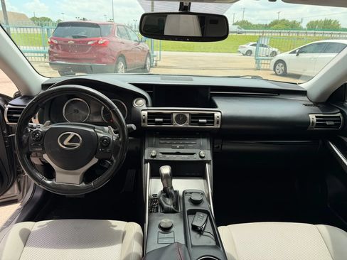 Used 2016 Lexus IS 200t RWD image 18
