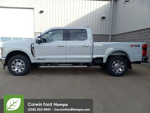 New 2026 Ford F250 Lariat w/ Chrome Package image 6