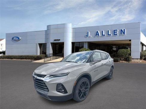 Used 2022 Chevrolet Blazer Premier FWD image 1