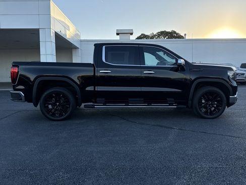 New 2026 GMC Sierra 1500 SLT w/ SLT Premium Plus Package image 2