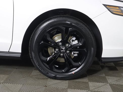 Certified 2025 Honda Accord SE image 22