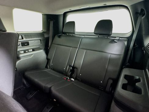 Used 2025 Hyundai Santa Fe SEL FWD image 28