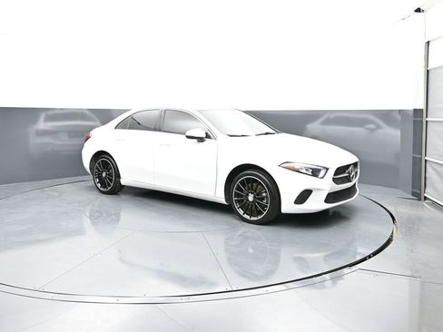 Used 2019 Mercedes-Benz A 220 image 5