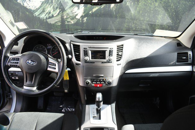 Used 2014 Subaru Outback 2.5i Premium AWD/4WD image 18