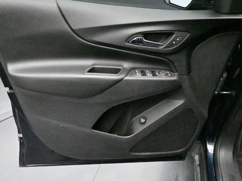 Used 2020 Chevrolet Equinox LT AWD/4WD image 9